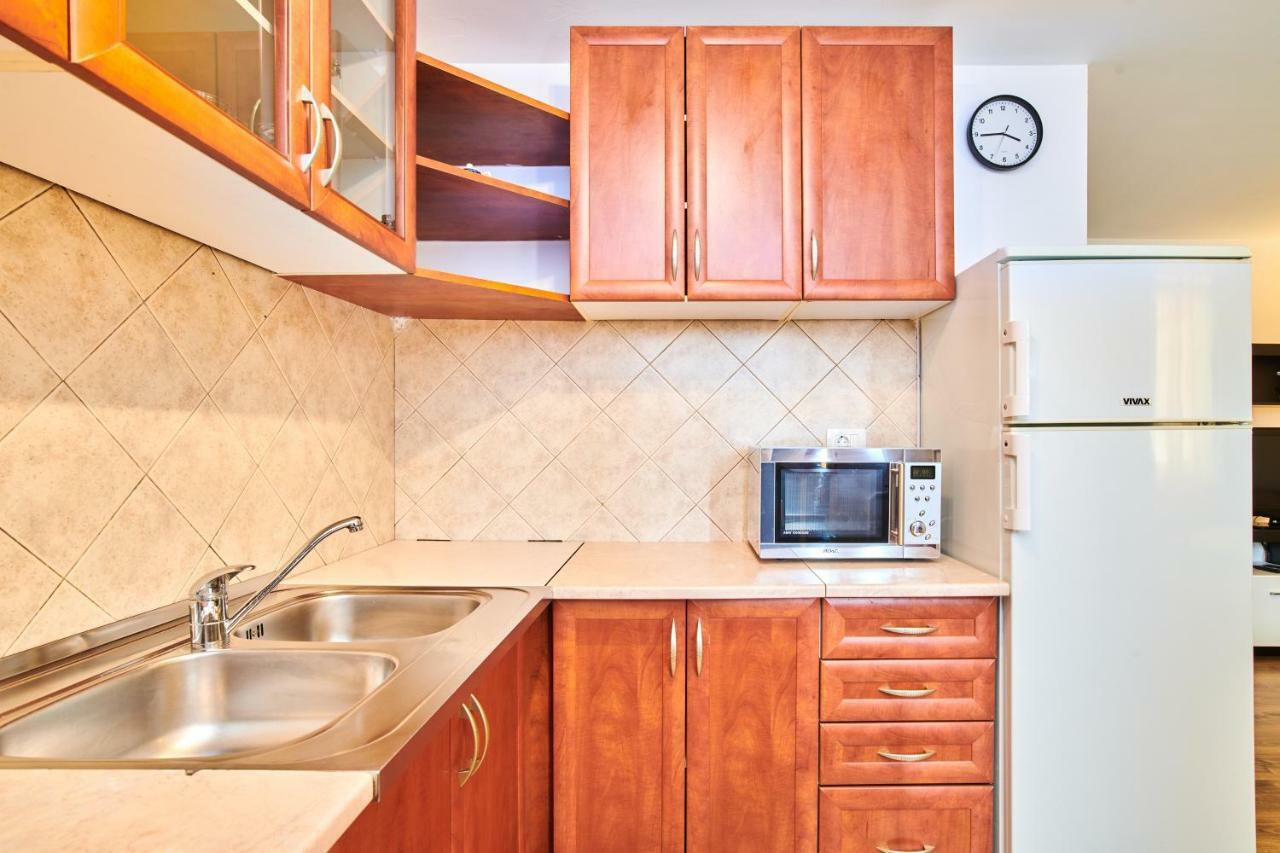 App Sverko Apartment Vilanija Luaran gambar